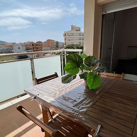 Apartamento Acogedor Con Piscina En Santa Margarita Roses Bagian luar foto