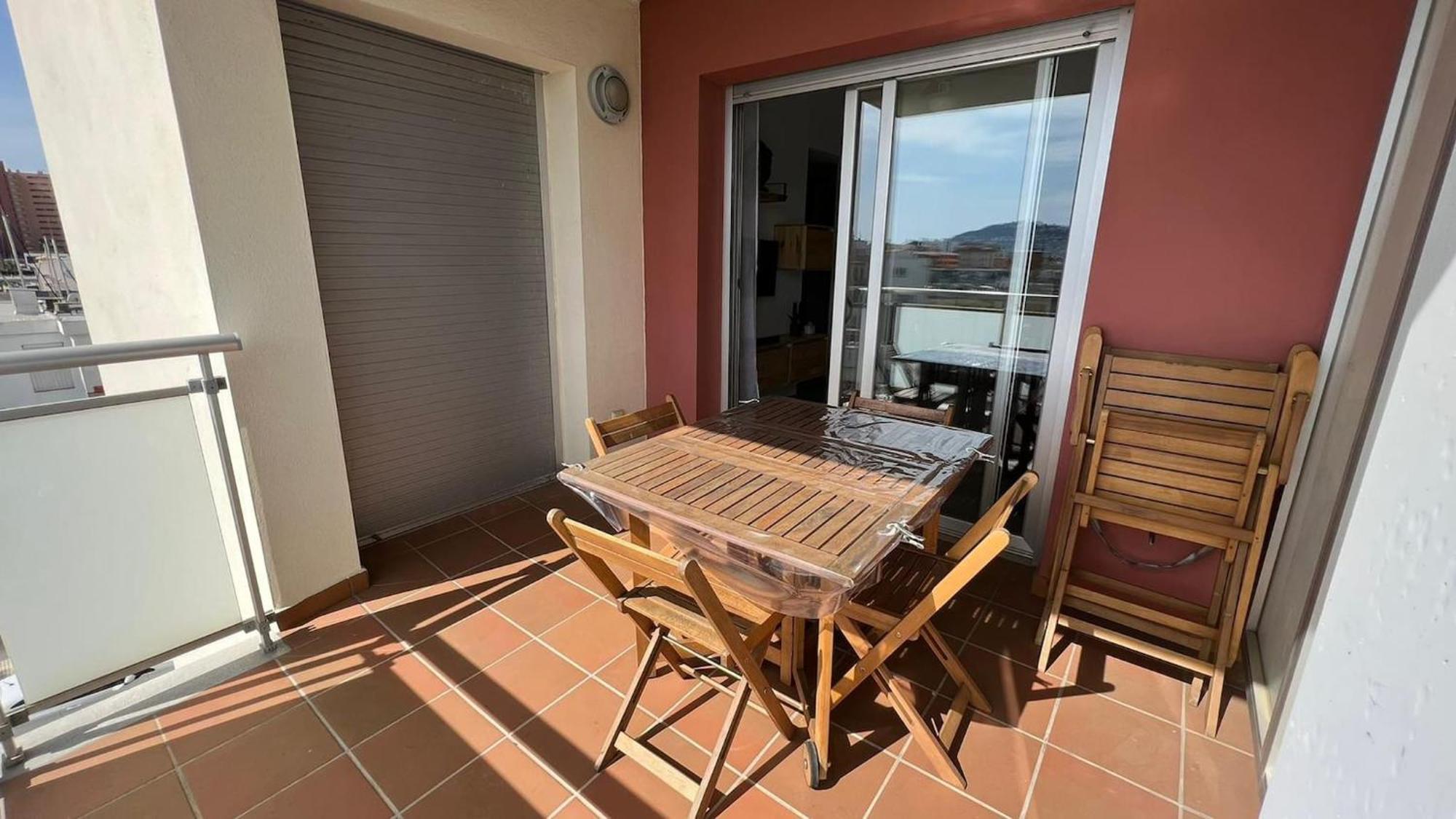 Apartamento Acogedor Con Piscina En Santa Margarita Roses Bagian luar foto